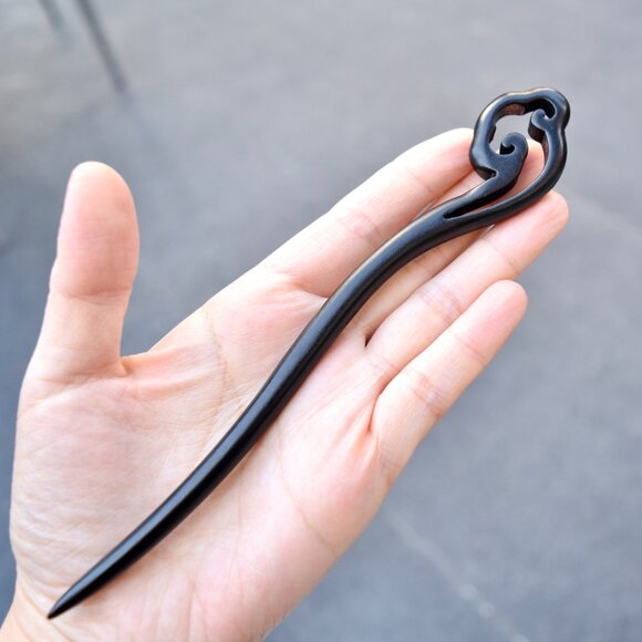Ruyi Carved Black Wood Hair Stick - Chinese Hairpin 如意髮簪 - Picture 3 of 9